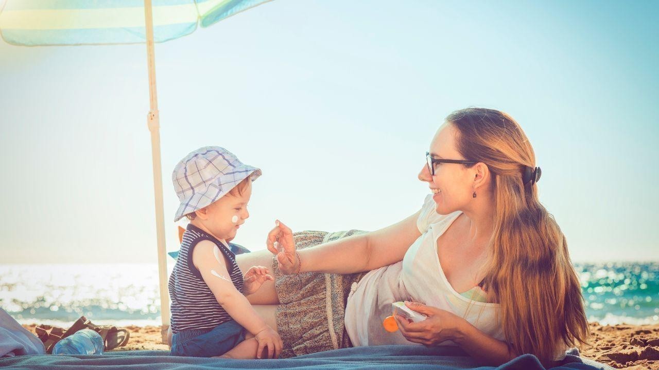 Avoid Peak Sun Exposure in Dubai: Easy Sun Safety Tips for Families and Children