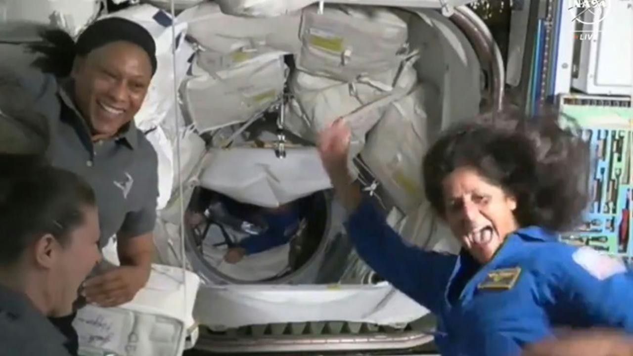 Boeing Starliner Crew Docks at ISS Amid Challenges