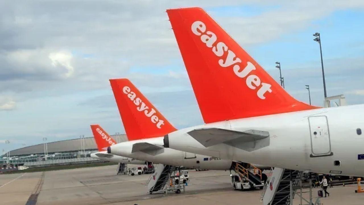 EasyJet Passenger Arrested for Bomb Scare on Flight