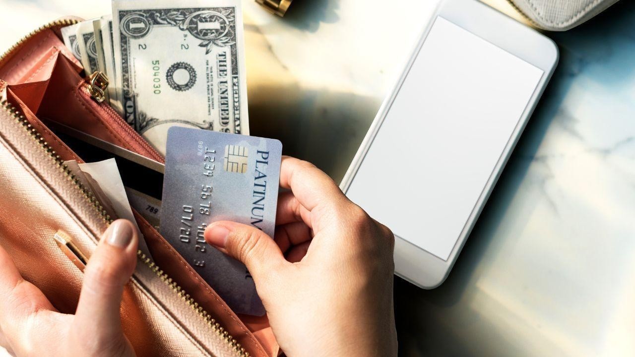 How Economic Choices Shape Your Daily Spending