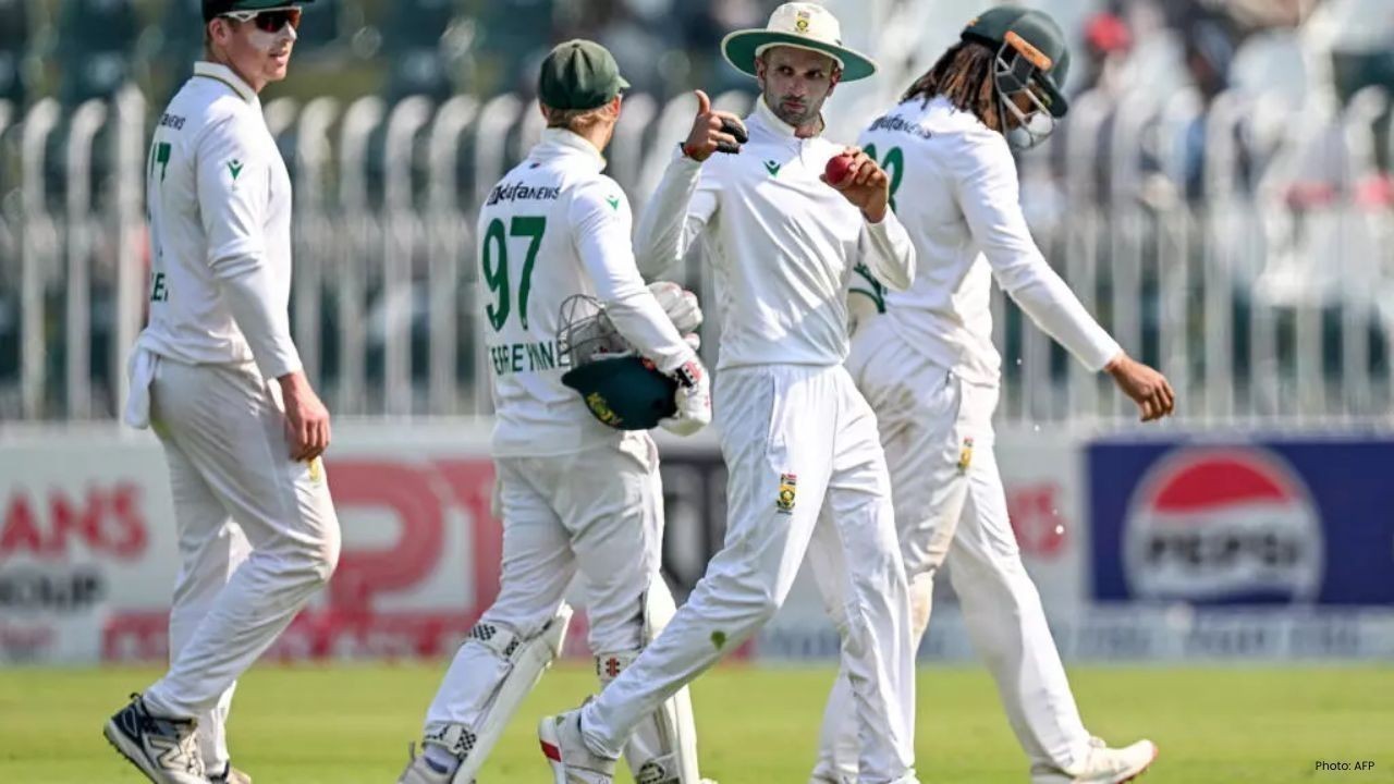 South Africa Steady in Rawalpindi Test Against Pakistan