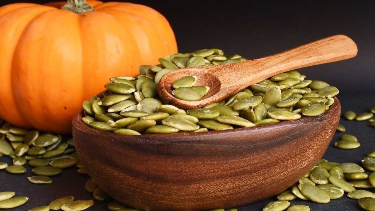 From Heart Health to Better Sleep: 5 Reasons Why You Should Eat Pumpkin Seeds