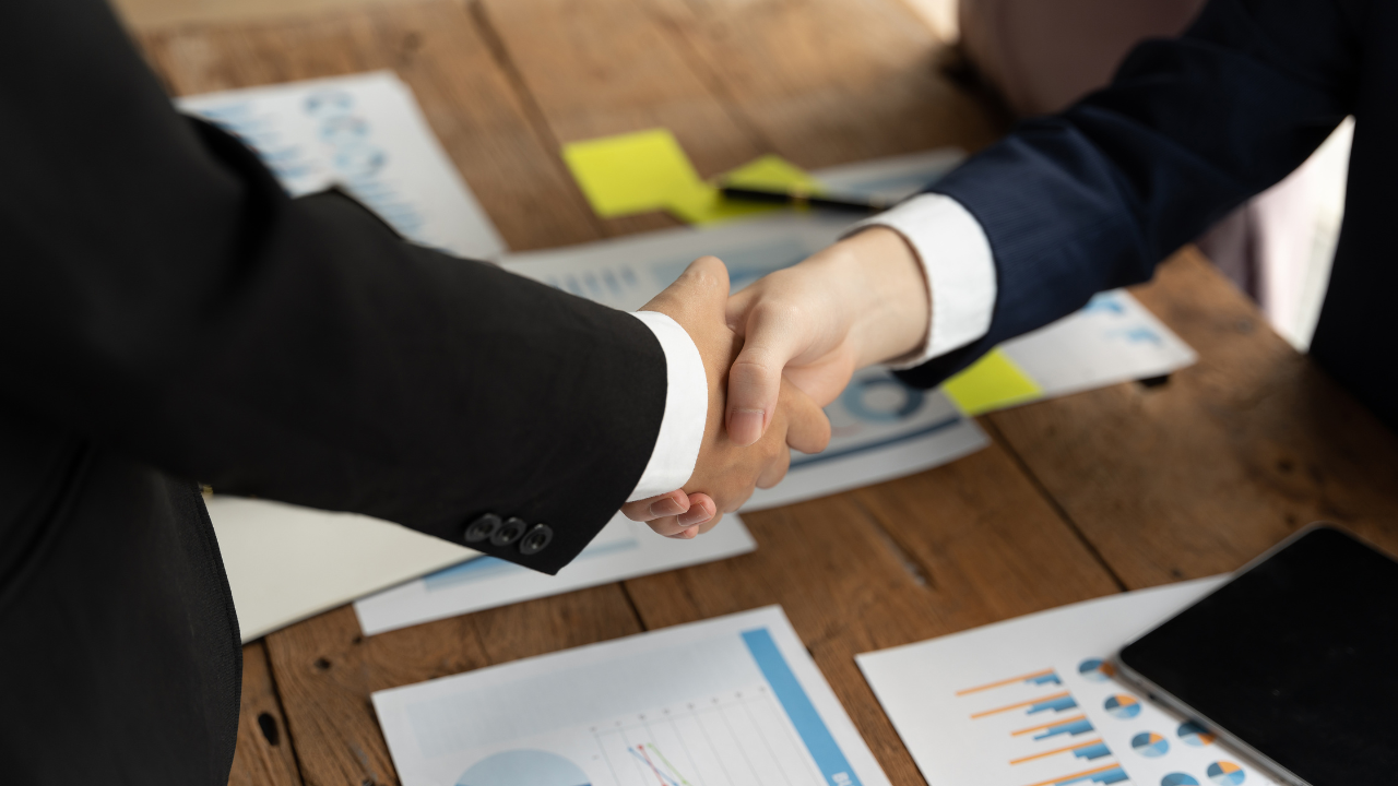 How to Master the Essential Art of Negotiating Your Salary and Benefits Package