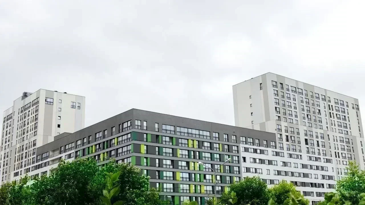 Realty Stocks Rally as RBI Hints Possible Rate Cut