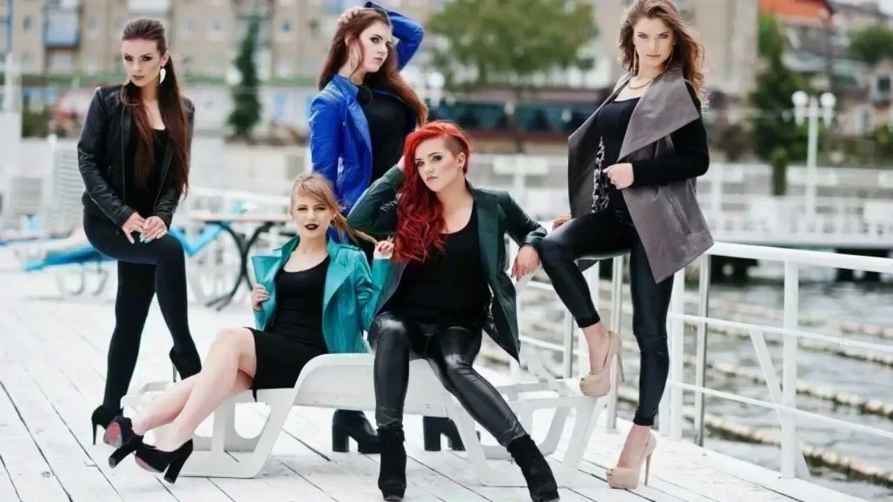 How to Style Ankle Boots: Easy and Stylish Outfit Ideas for Every Woman