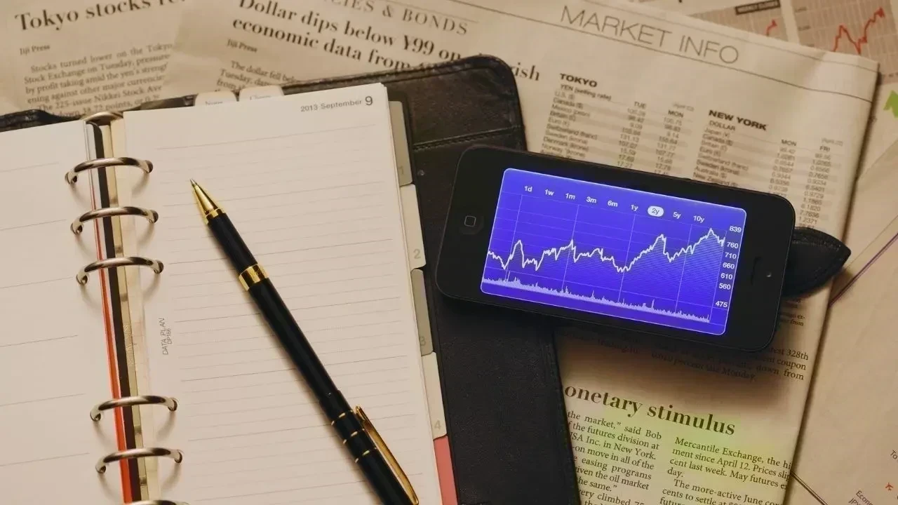 How India's Stock Market Surge Is Transforming Young Professionals' Investment Perspectives