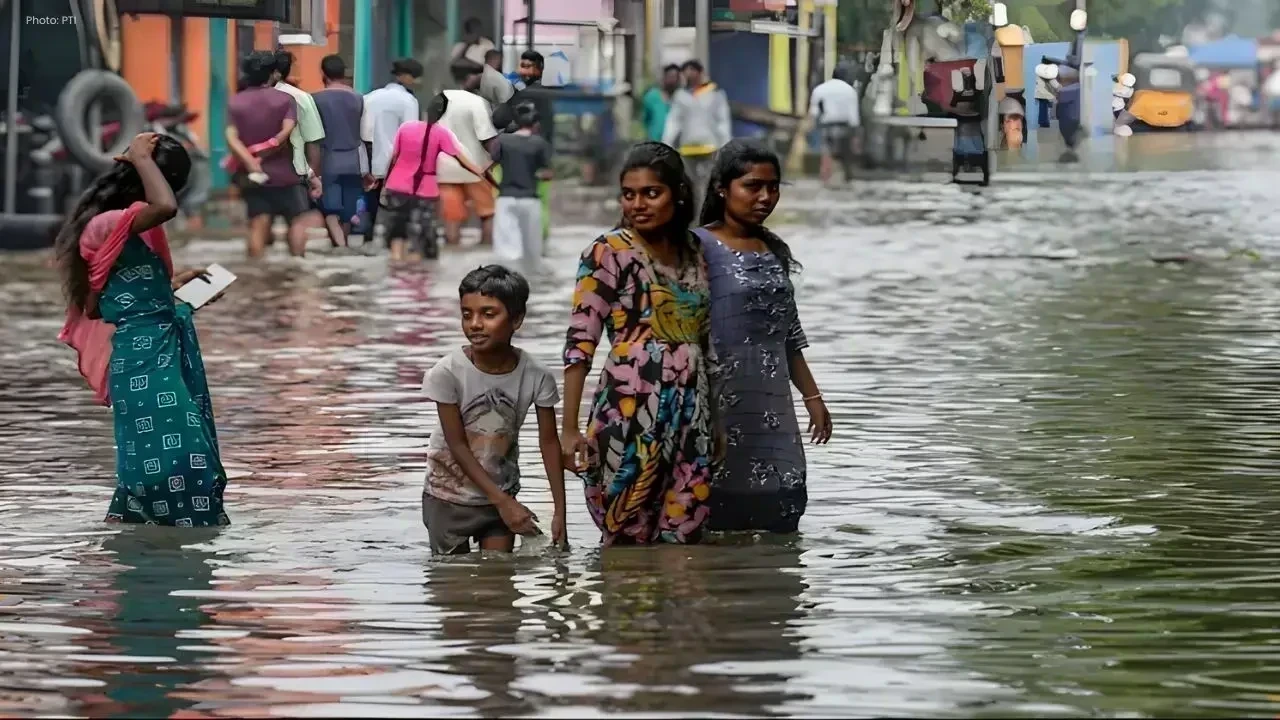 Chennai Schools Shut Down as Cyclone Ditwah Causes Severe Rainfall