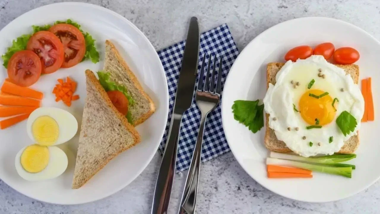 Boiled Egg vs Poached Eggs vs Omelette: Which is a Better Source of Nutrients?