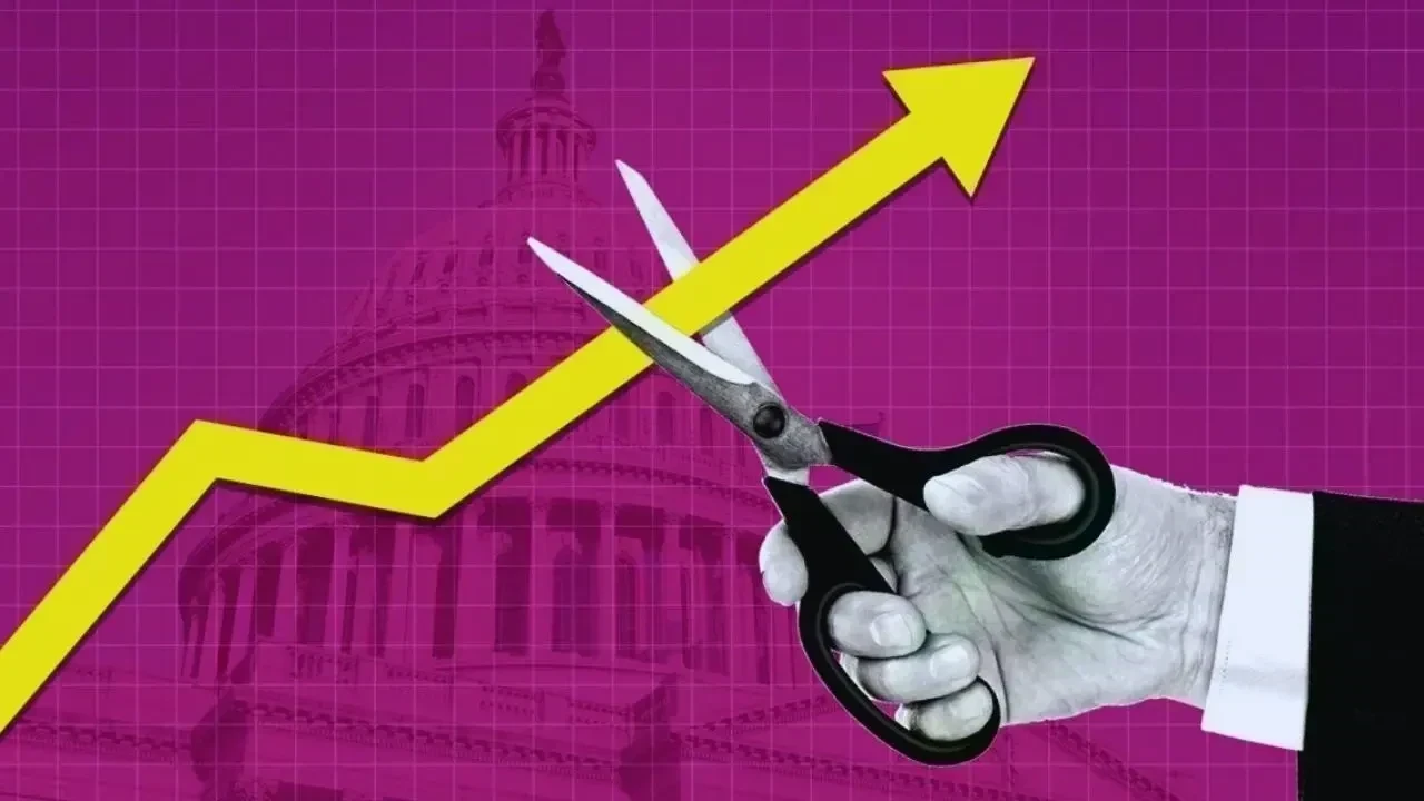 Investors Eye Fed Rate Cuts as Economic Signals Shift