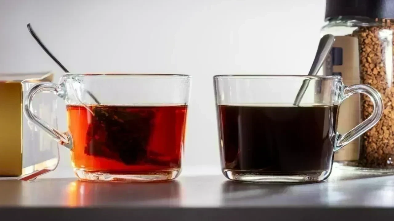 Black Coffee vs Black Tea: Which One Is Better for Weight Loss?