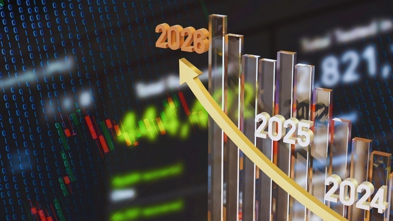 What Financial Experts Predict for 2026 — And How You Should Prepare Now