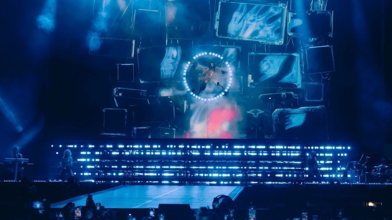 Katy Perry Dazzles at Abu Dhabi GP After-Race Finale