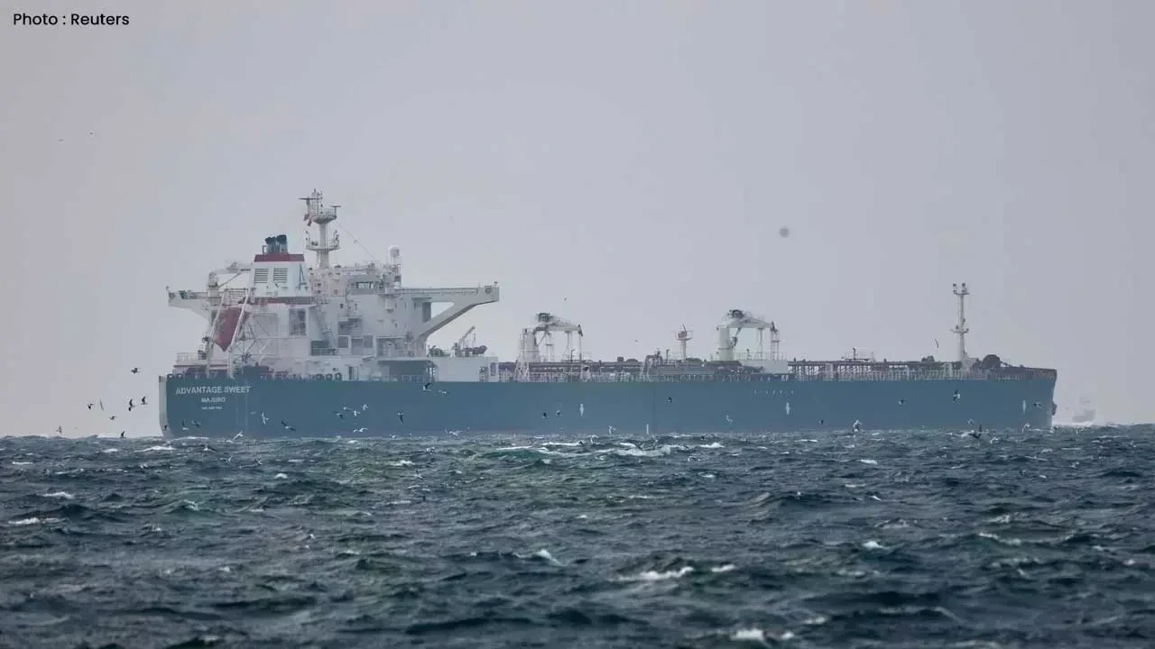 Iran Detains Oil Tanker with Contraband Fuel in Gulf of Oman