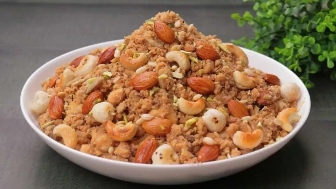 8 Classic Panjiri Recipes to Relish in the Winter Season