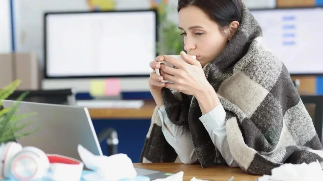 How to Stay Warm and Look Professional in Cold Office Temperatures