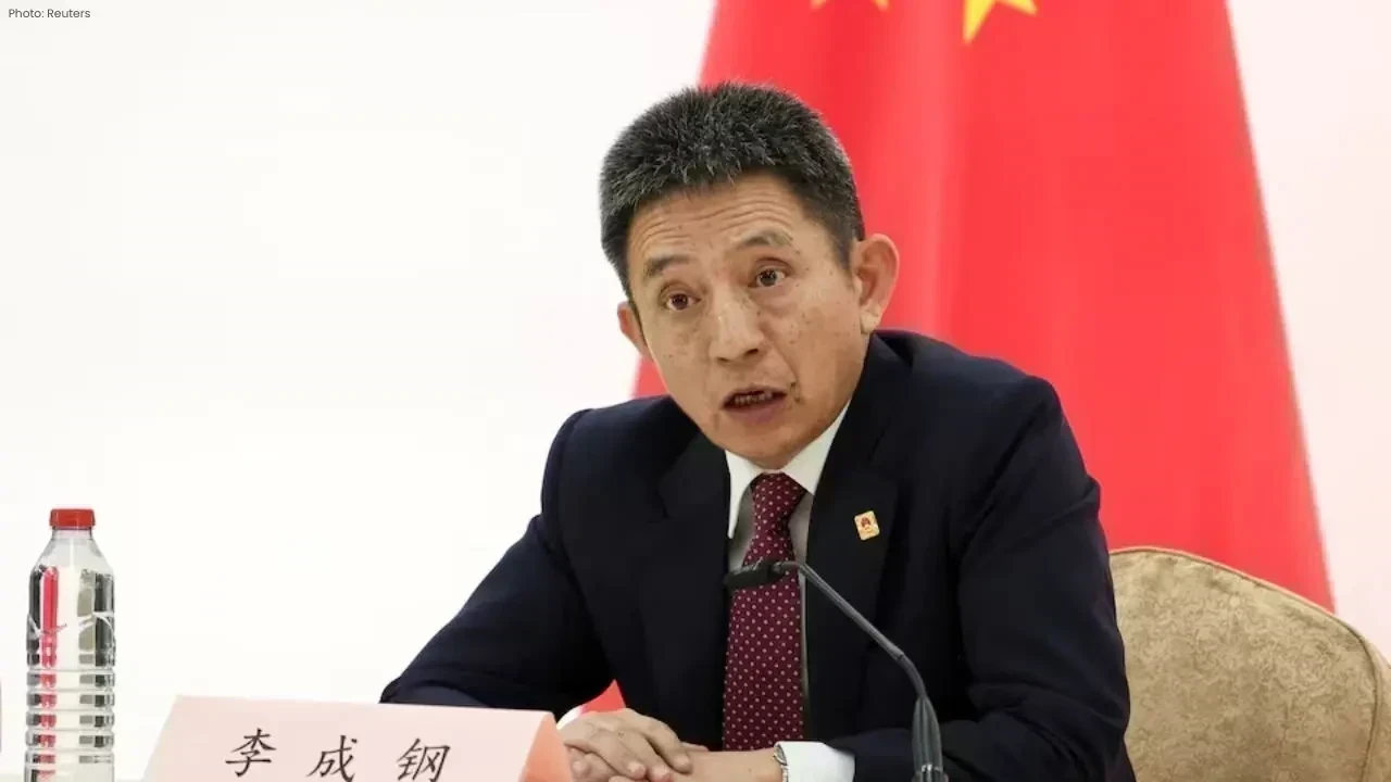 Li Chenggang: China's Trade Chief Stirs Interest Before U.S. Summit