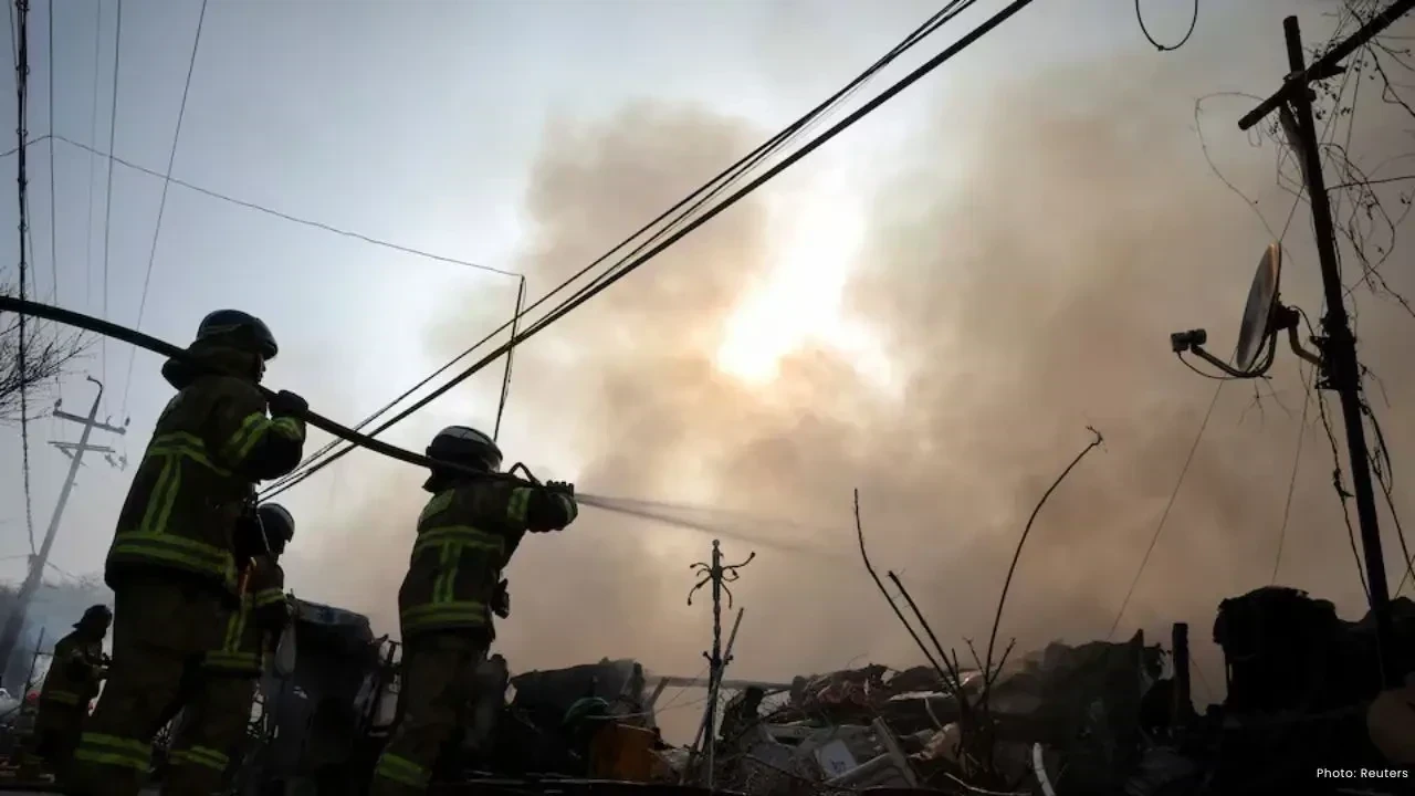 Fire Erupts in Gangnam's Guryong Village, Amplifying Housing Concerns