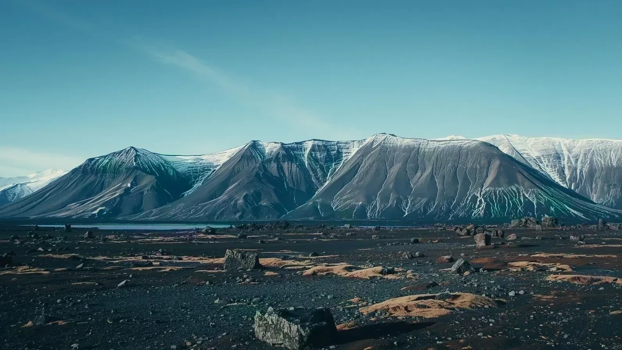 Iceland Winter Travel Guide: Roads, Clothing & Safety Essentials